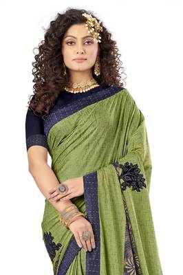 Green printed chiffon saree with blouse 2