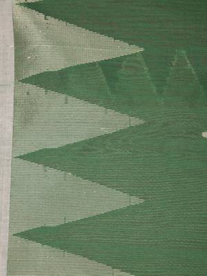 Green hand woven cotton silk saree with blouse 4