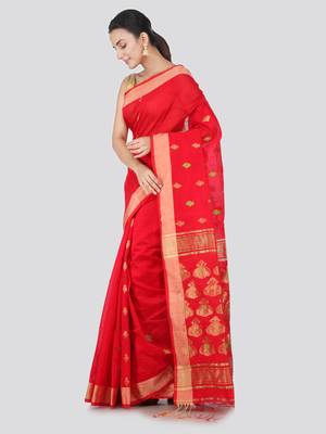 Red hand woven cotton silk saree with blouse 2