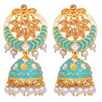 White pearl earrings 1