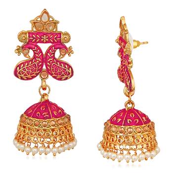 White pearl earrings 3