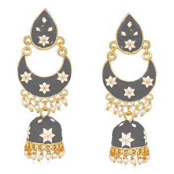 White pearl earrings 1