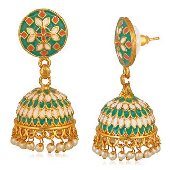 White pearl earrings 3