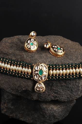 Green chokers