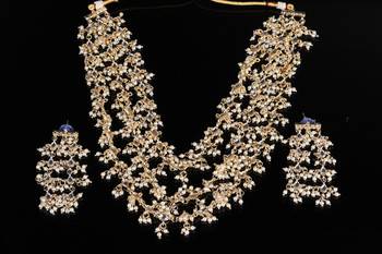 Gold necklace-sets 4