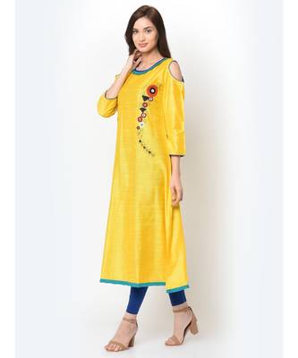 Women Yellow Applique Detail A-line Kurta 6