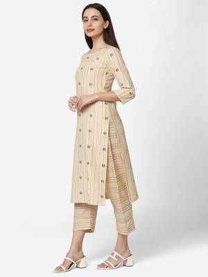 Cream color Printed Kurta Set 5