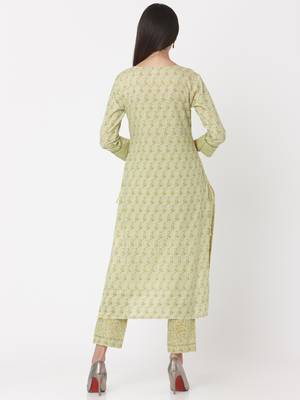 Green color Printed Kurta Set 2