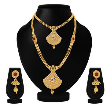 Traditional Cone Shape Gold toned Necklace Set For Women 2
