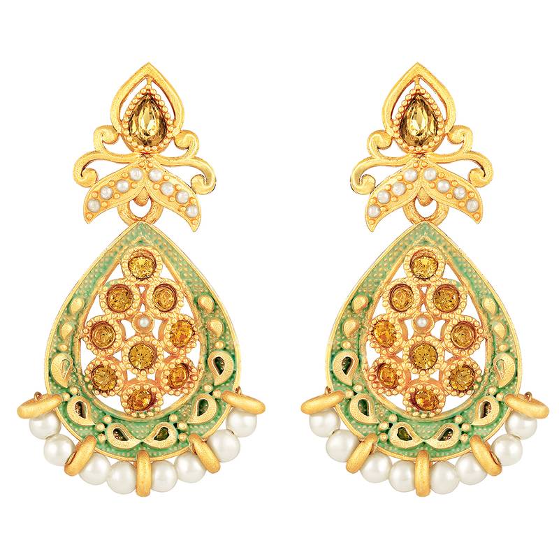 Gold toned Choker Pearls Beads Necklace Set For Women