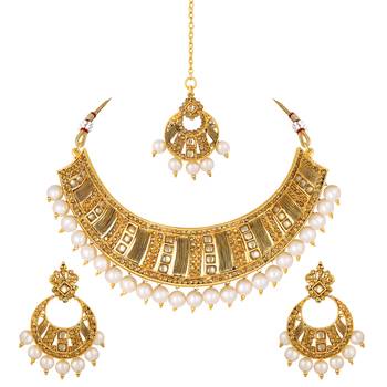 Kundan Pearl Studded Gold toned Necklace Set For Women 1
