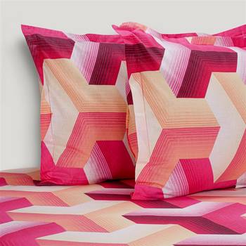 Swayam 144 TC Pure Cotton Pink and White Geometric Printed Bed Sheet With 2 Matching Pillow Covers 3