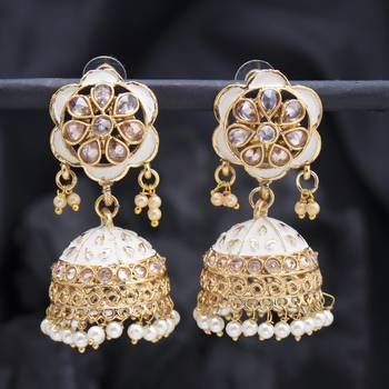 White pearl earrings 1