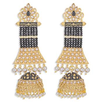 Grey pearl earrings 2