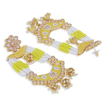 Yellow pearl earrings 3
