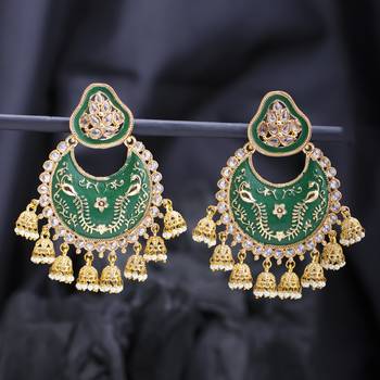 Green pearl earrings 1