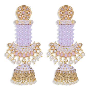 Peach pearl earrings 2