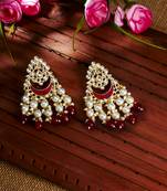 Maroon pearl earrings