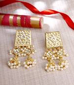 Gold pearl earrings