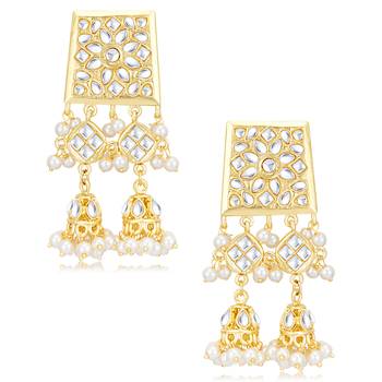 Gold pearl earrings 2