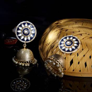 Blue pearl earrings 1