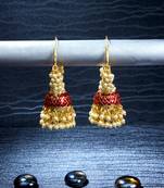 Maroon pearl earrings
