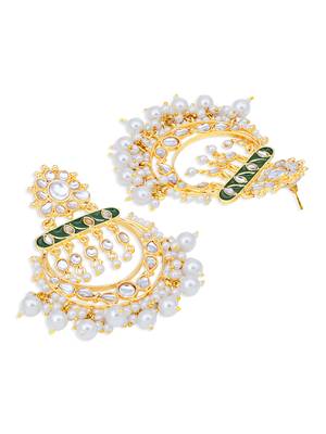 Green pearl earrings 2