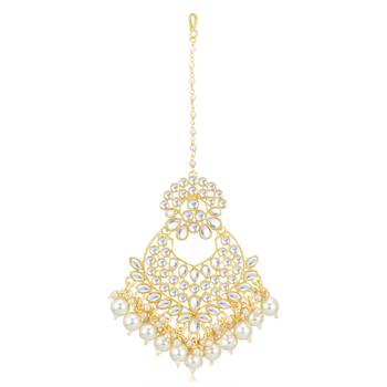 Gold pearl maang tikka 2
