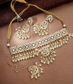 White pearl necklace sets