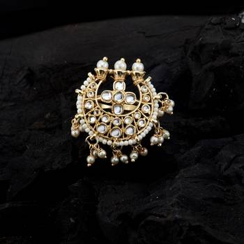 Gold pearl rings 1