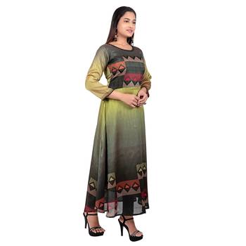 Green printed rayon kurtas-and-kurtis 4