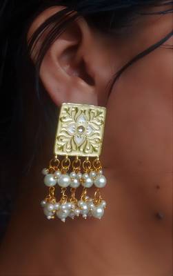 Yellow party-jewellery 2
