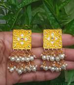 Yellow party-jewellery