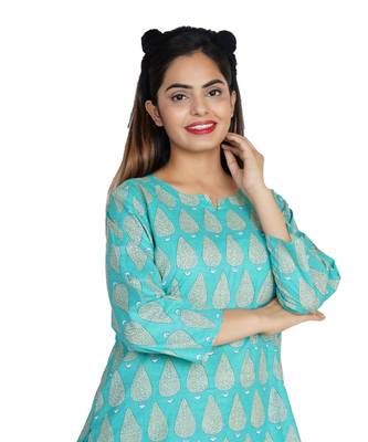 Green Carry Printed Pajama Set 3