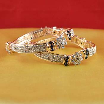 gold platted bangles size-2.4,2.6,2.8 1