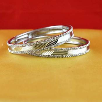 gold platted bangles size-2.4,2.6,2.8 1