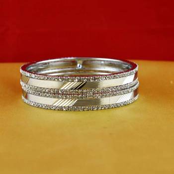 gold platted bangles size-2.4,2.6,2.8 2