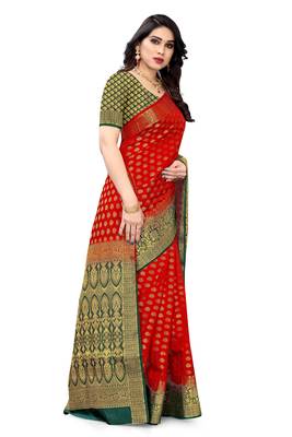 Red printed art silk saree with blouse 4