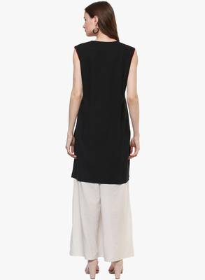 Black plain cotton long-kurtis 2