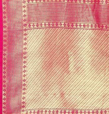 pink woven  silk saree with blouse 4