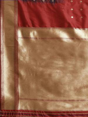 maroon woven  silk saree with blouse 4
