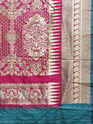 green woven silk saree with blouse 4