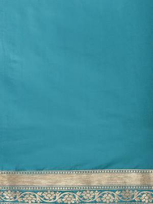 green woven silk saree with blouse 5
