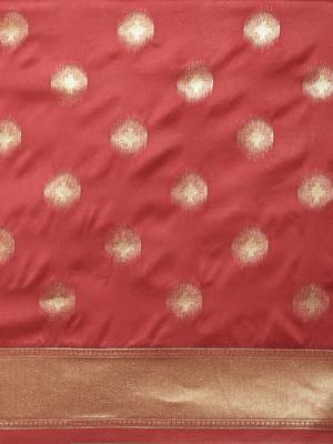 maroon woven silk saree with blouse 3