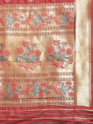 maroon woven silk saree with blouse 4