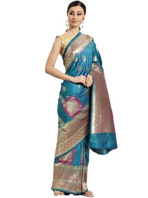 green woven silk saree with blouse 1