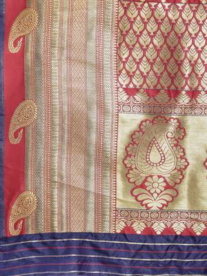 blue woven silk saree with blouse 4