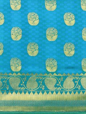 blue woven silk saree with blouse 3