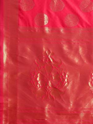 pink woven  silk saree with blouse 4