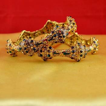 gold platted bangles size-2.4,2.6,2.8 1